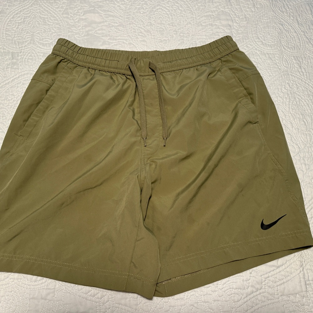 Nike 7” athletic shorts